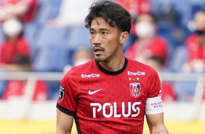 世俱杯决战时刻：国米对阵浦和，激烈碰撞！